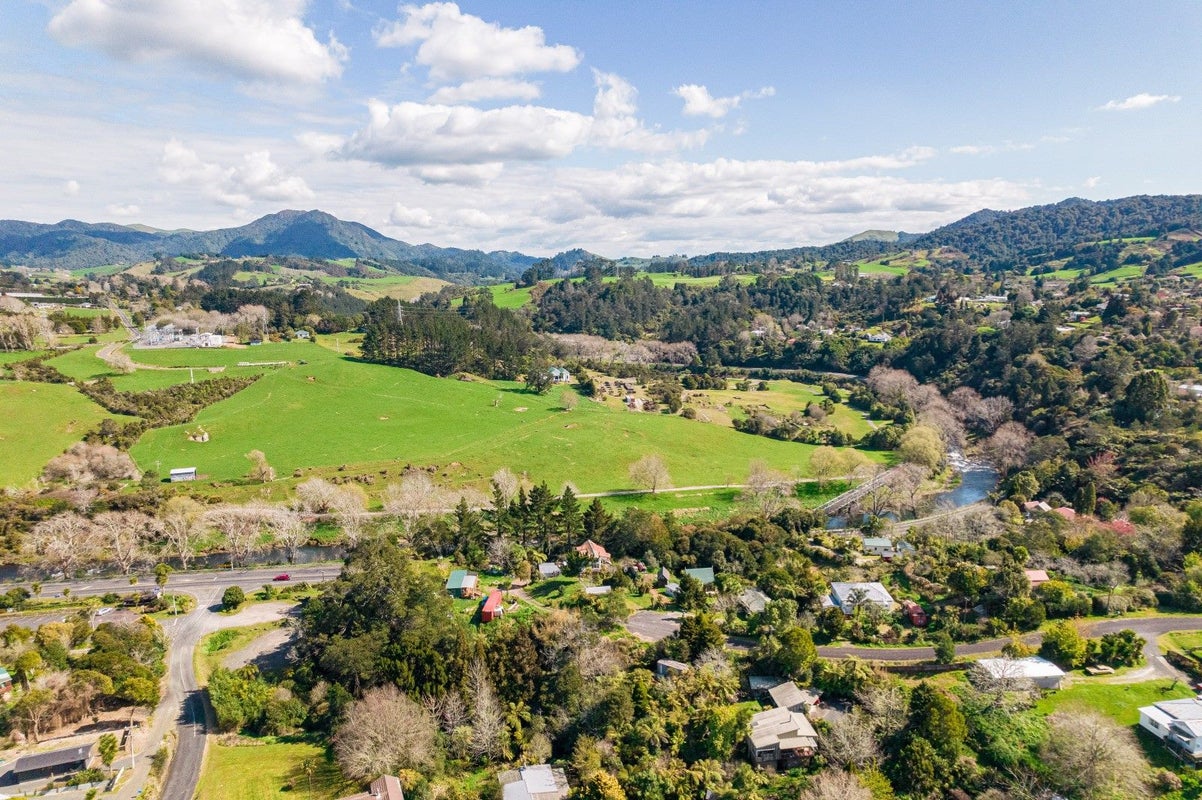 61 Victoria Street, Waikino, Waihi - Carousel 27