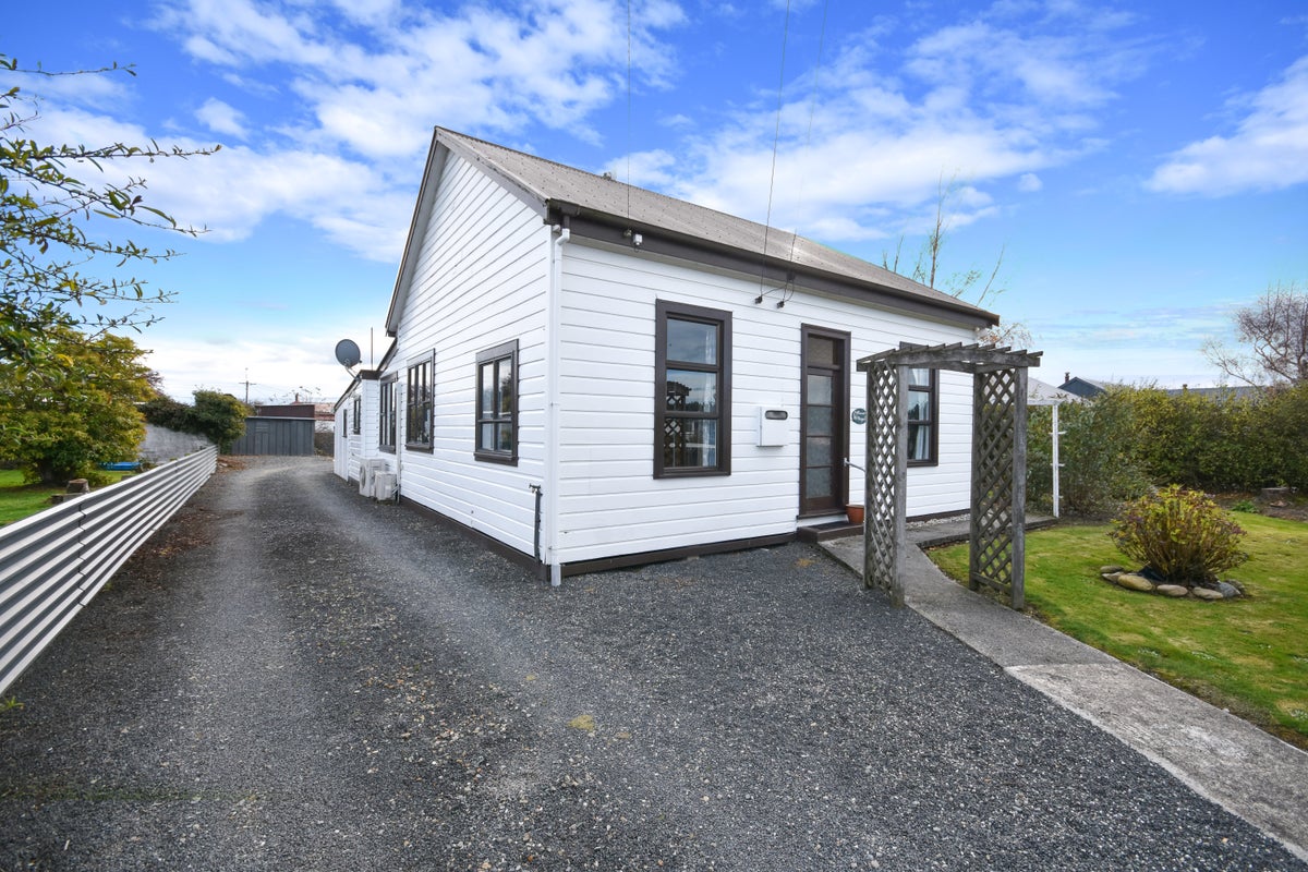 14 Centennial Avenue, Milton - Carousel 2