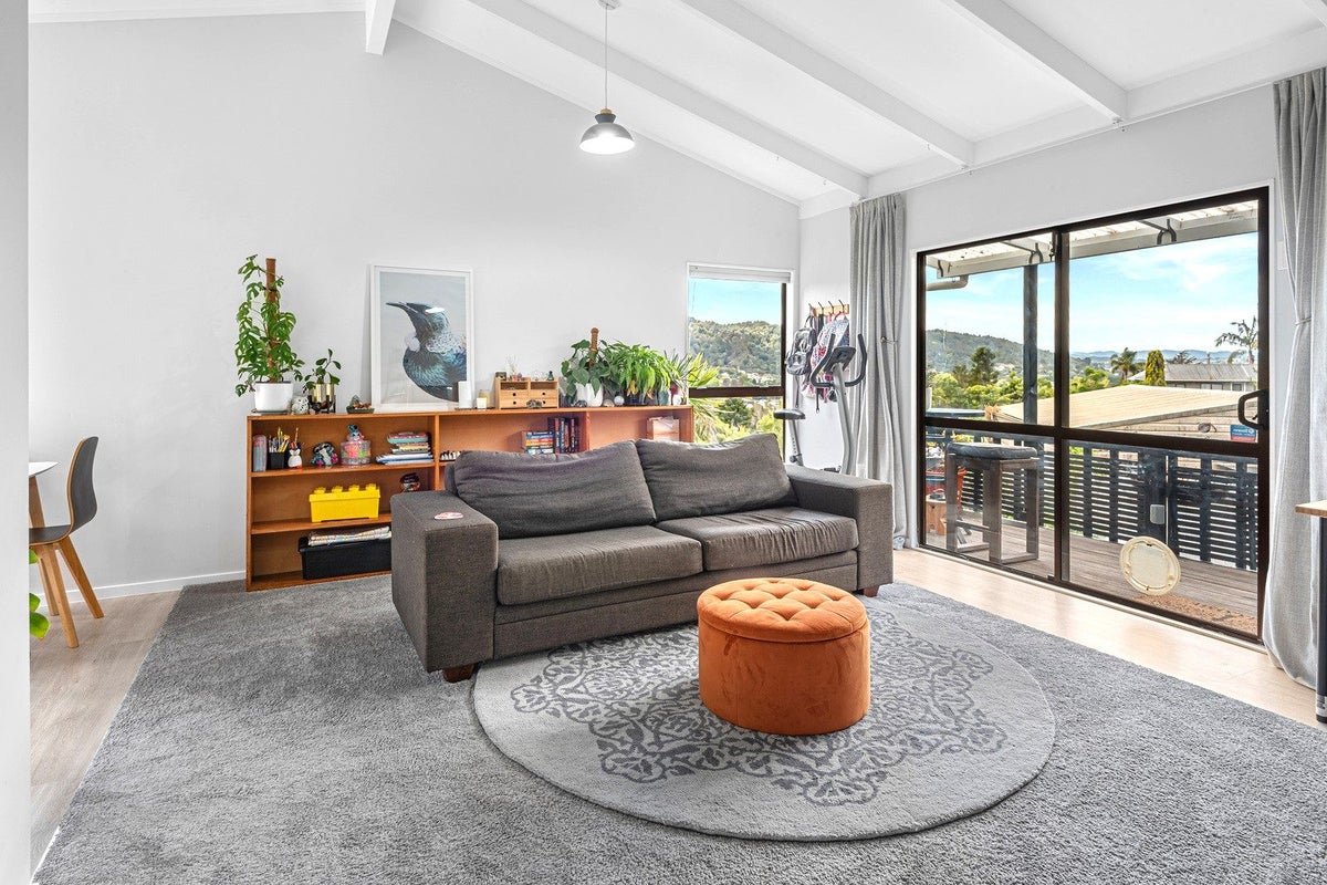 24B Tikorangi Place, Morningside, Whangarei - Carousel 1