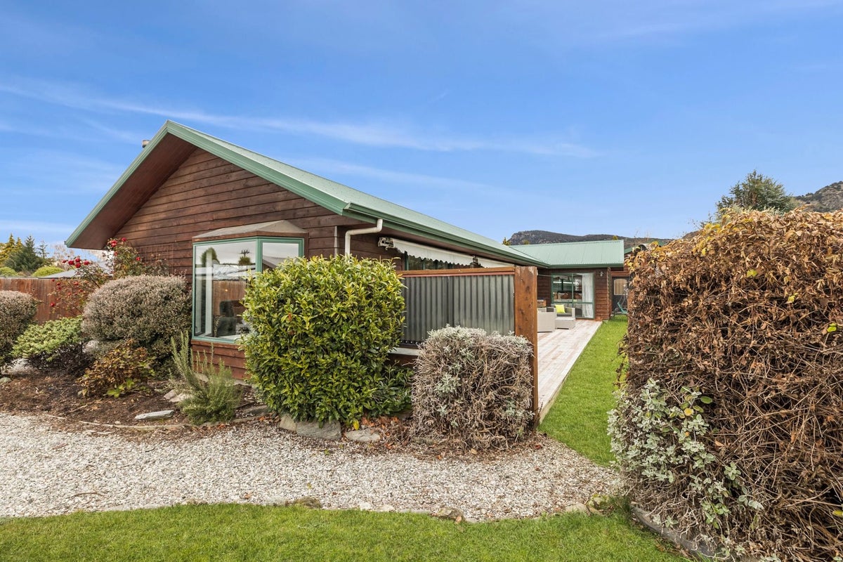 47 Frye Crescent, Albert Town, Wanaka - Carousel 17