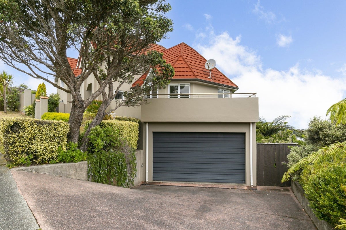 29 Satara Crescent, Khandallah, Wellington - Carousel 2