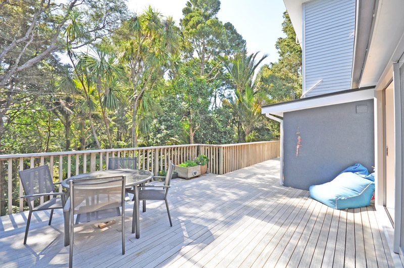 585 South Titirangi Road, Titirangi, Auckland - Carousel 2
