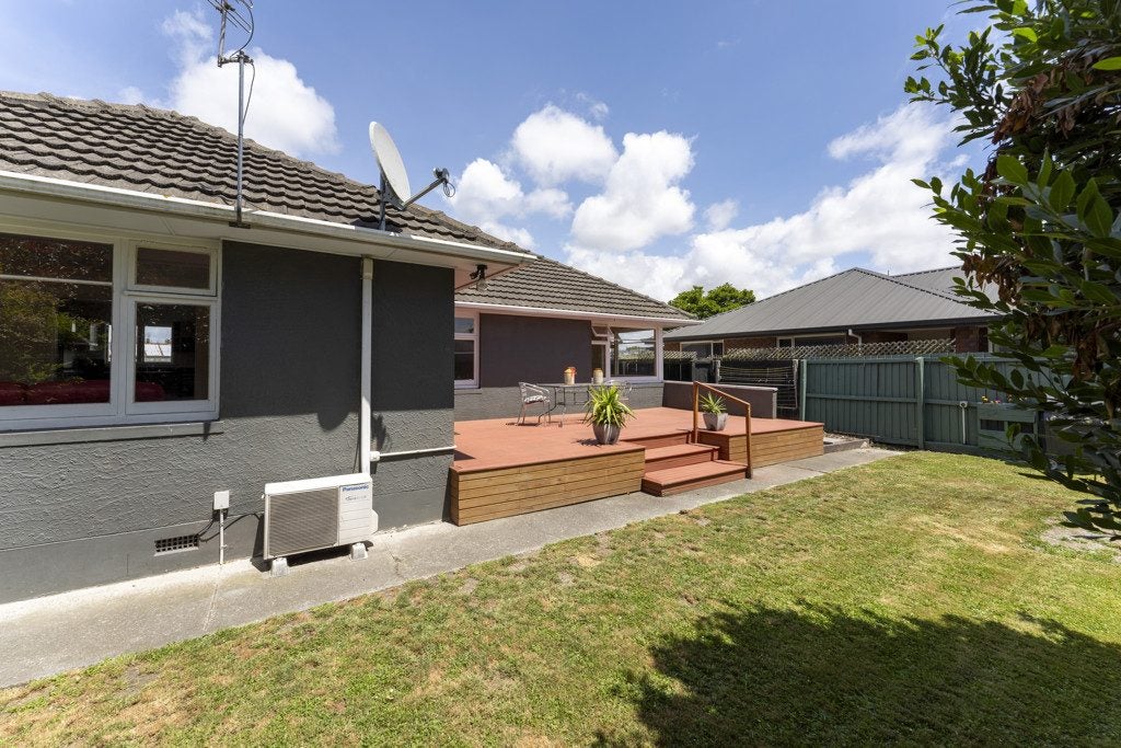 111 Sawyers Arms Road, Northcote, Christchurch - Carousel 15
