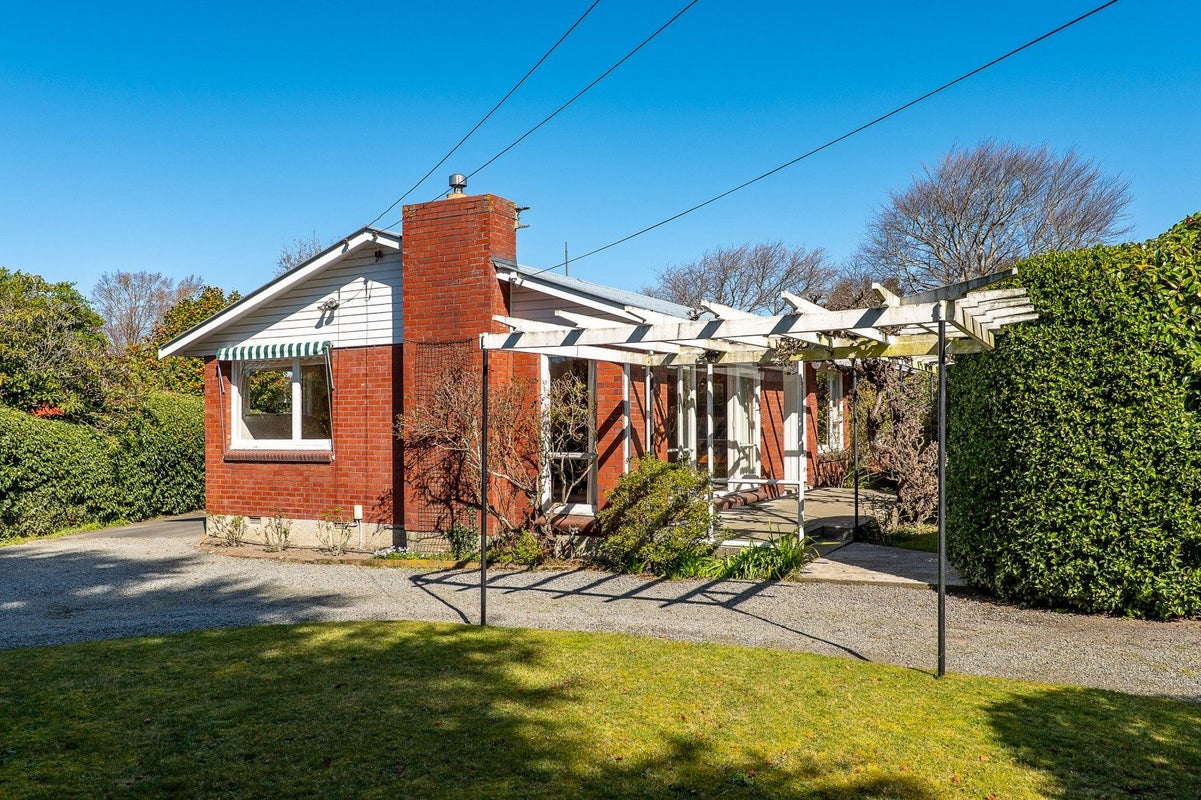 61A Dunster Street, Burnside, Christchurch - Carousel 1