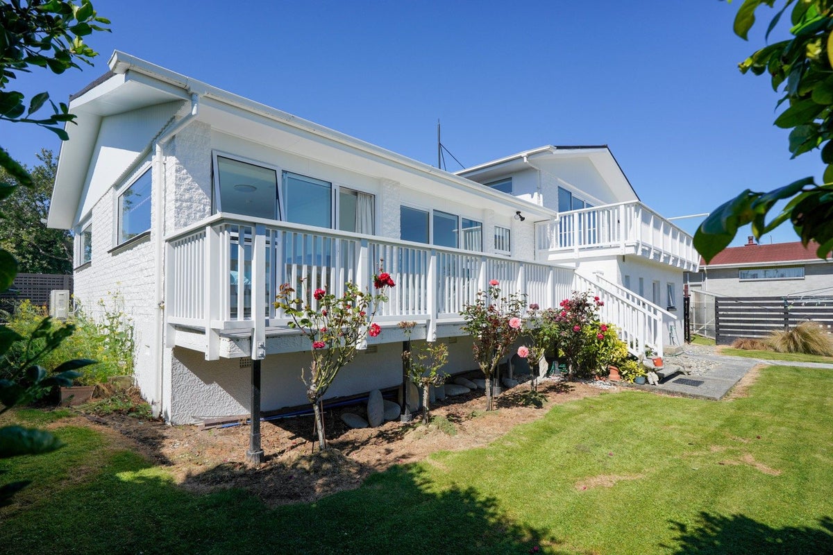 88 Moana Street, Rosedale, Invercargill - Carousel 1