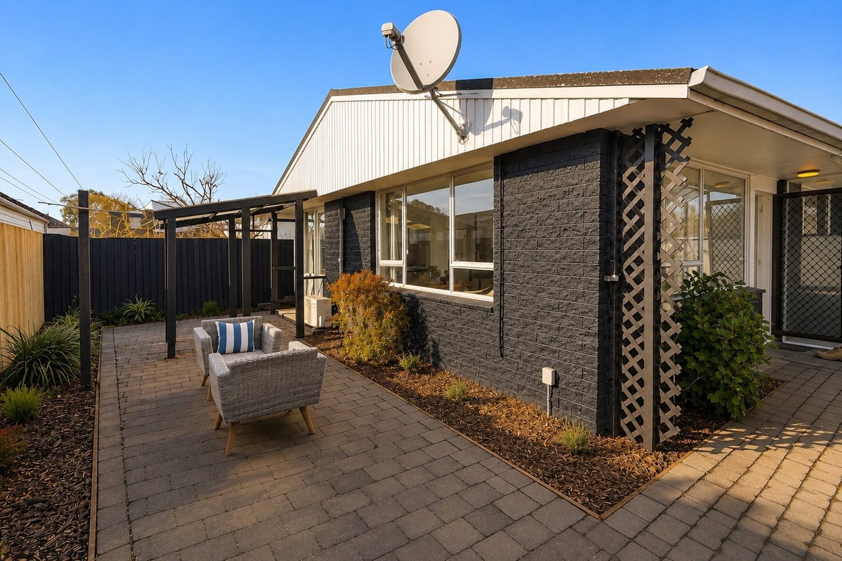 4/417 Worcester Street, Linwood, Christchurch - Carousel 1