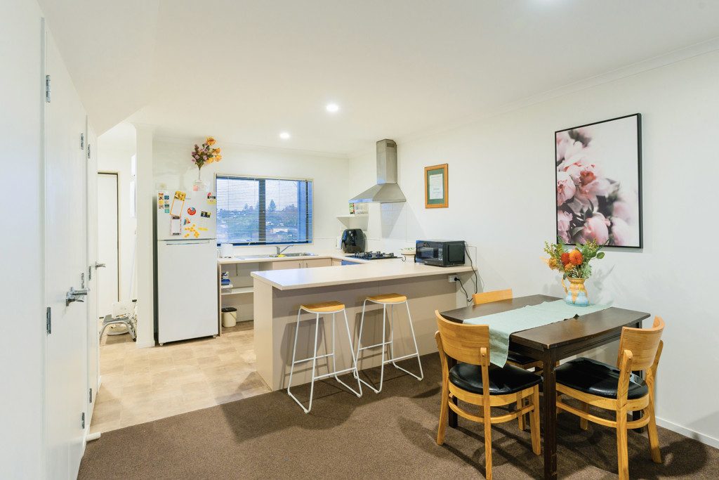 22 Whakawhiti Loop, Avondale, Auckland - Carousel 1