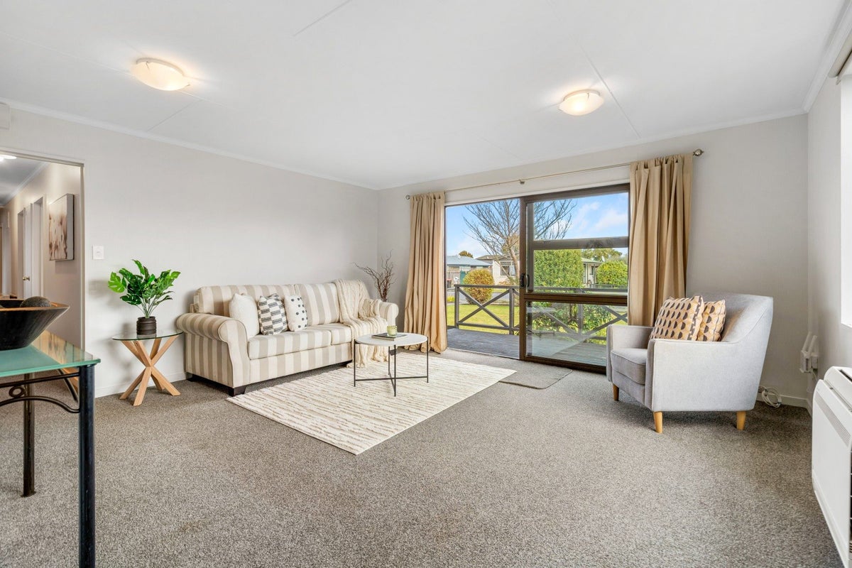 1 Silverstream Drive, Mosgiel, Mosgiel - Carousel 2