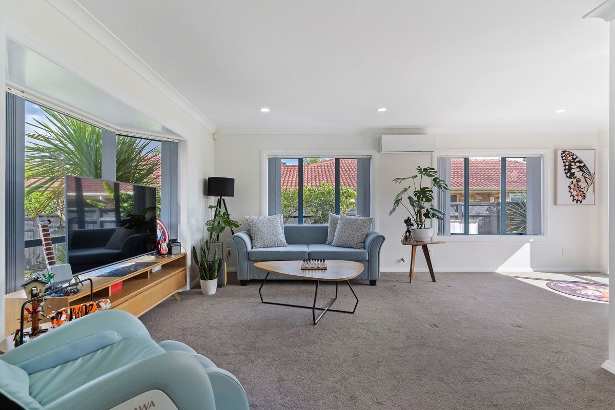 45 Roy Maloney Drive, Henderson, Auckland - Carousel 2