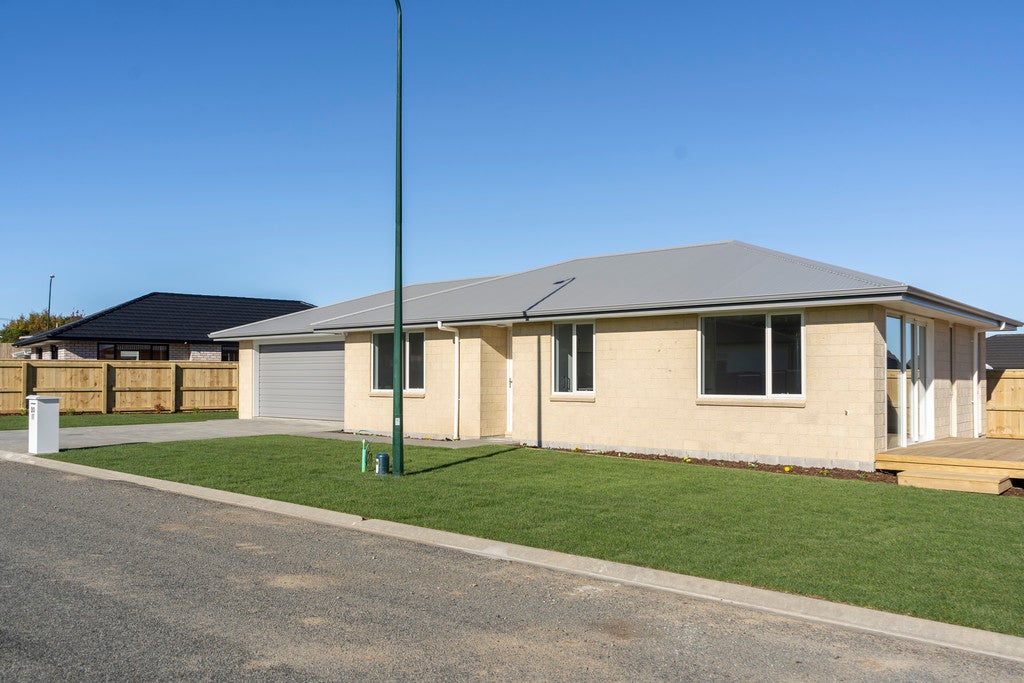 20 Tarata Grove, Lansdowne, Masterton - Carousel 2