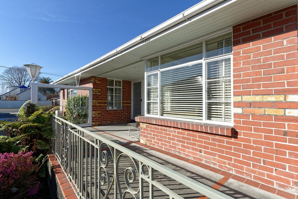 43 Wilsons Road South, Saint Martins, Christchurch - Carousel 2