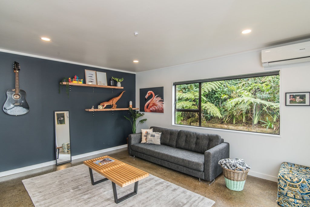 2/53 Dominion Park Street, Johnsonville, Wellington - Carousel 2