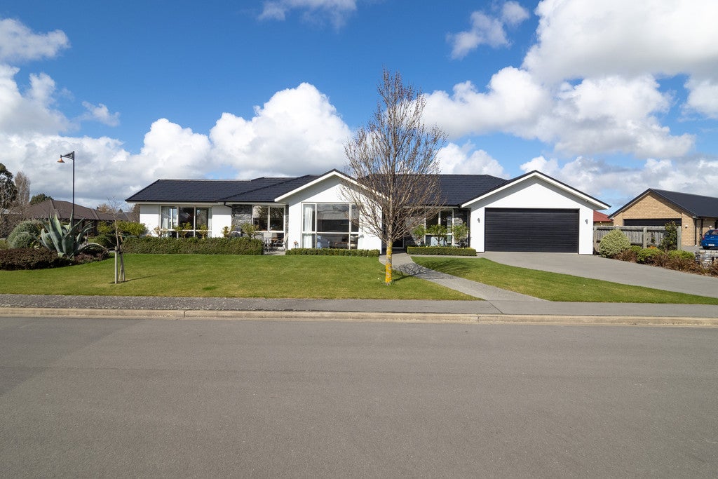 17 Orchard Grove, Netherby, Ashburton - Carousel 2