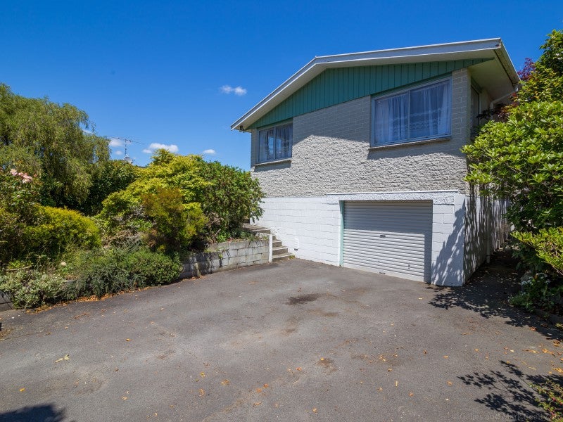 3 Monterey Place, Totara Park, Upper Hutt - Carousel 2