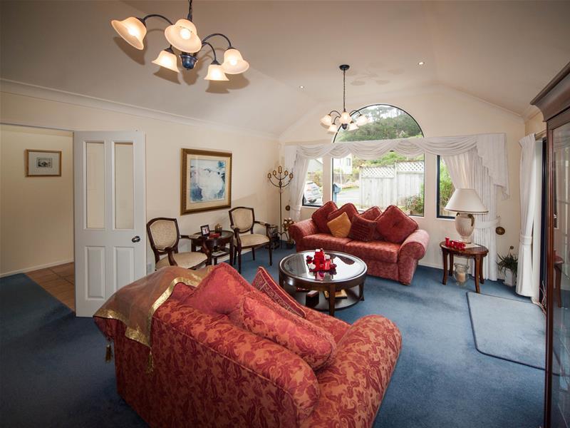 14 Waverton Terrace, Churton Park, Wellington - Carousel 2