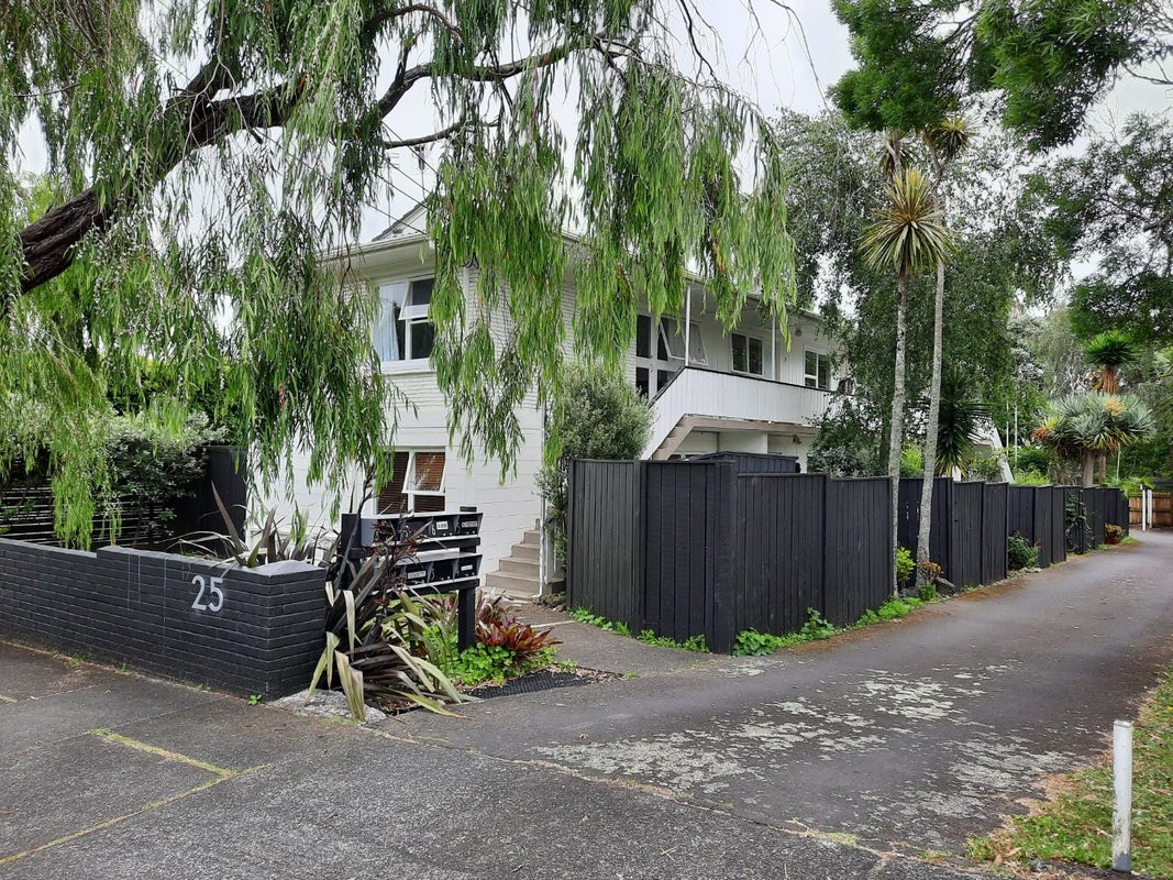 7/25 Wynyard Road, Mount Eden, Auckland - Carousel 1