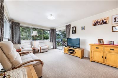 47 Oreil Avenue, West Harbour, Auckland - Carousel 2