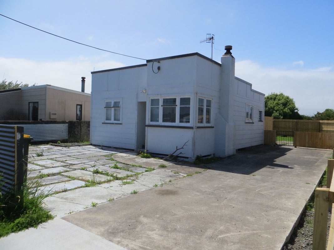 11A Thomas Place, Foxton Beach, Foxton - Carousel 1