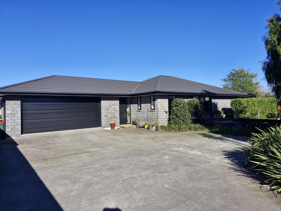 24 Smith Street, Lepperton, New Plymouth - Carousel 1