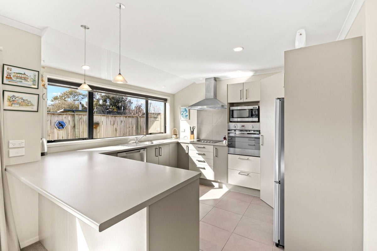 5A Chester Road, Springvale, Whanganui - Carousel 2