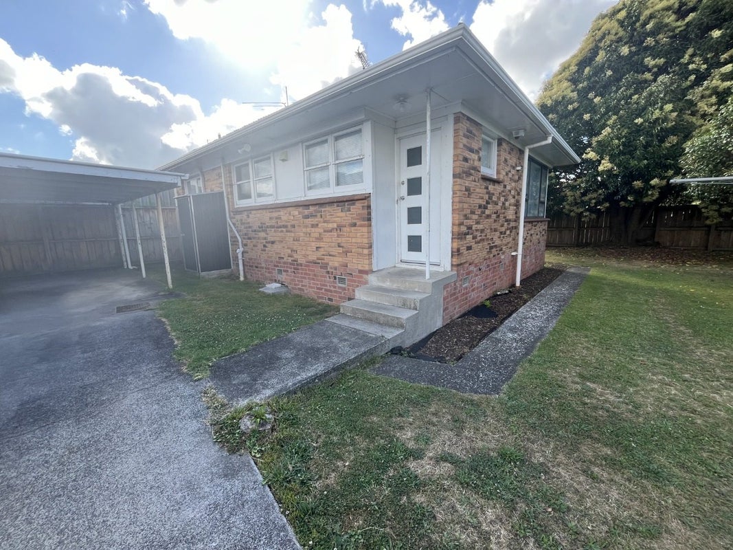 1/17 Settlement Road, Papakura, Auckland - Carousel 2