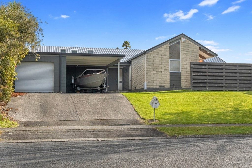 73 Hudson Street, Riverlea, Hamilton - Carousel 1