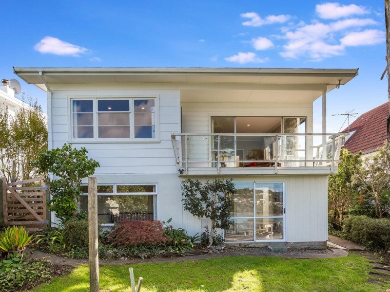 54 Seaview Road, Paremata, Porirua - Carousel 2