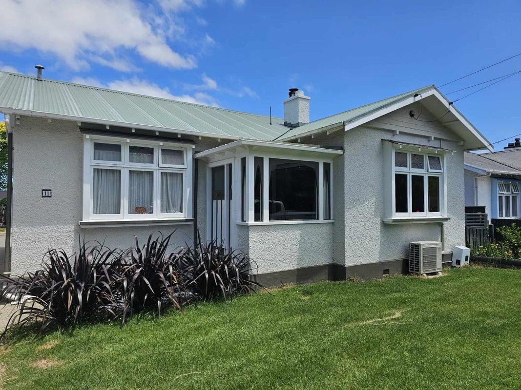 11 Mitchell Street, Aramoho, Whanganui - Carousel 2