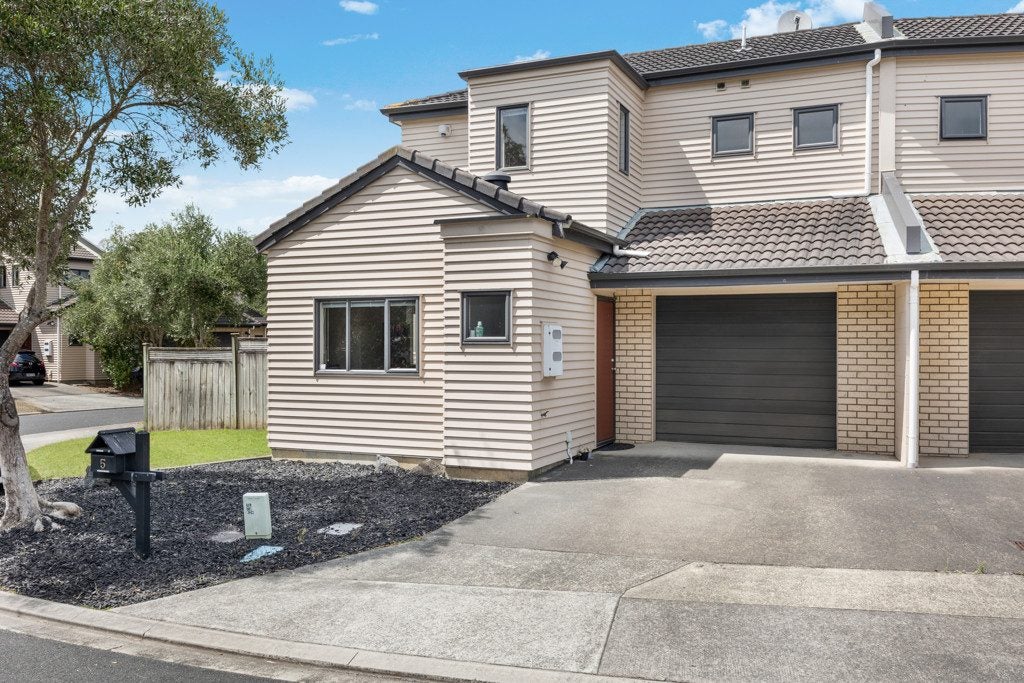 5 Skip Lane, East Tamaki, Auckland - Carousel 1