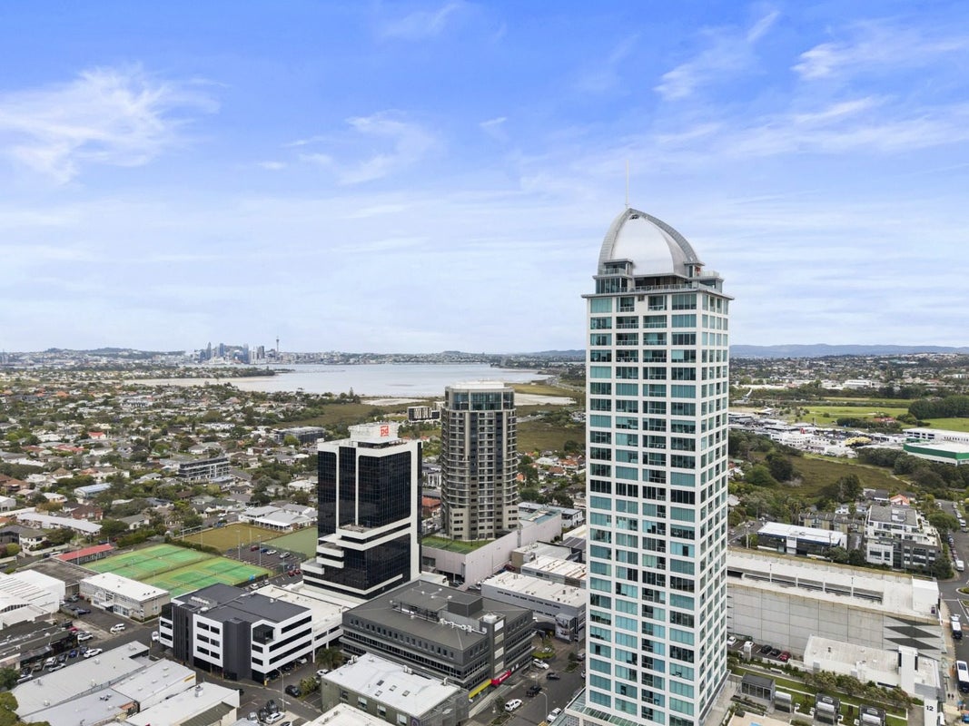 2201/3 Northcroft Street, Takapuna, Auckland - Carousel 1