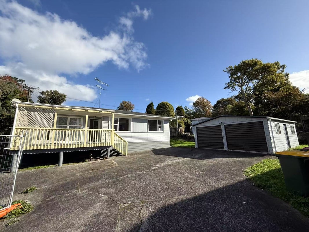 39D Tomo Street, New Lynn, Auckland - Carousel 1