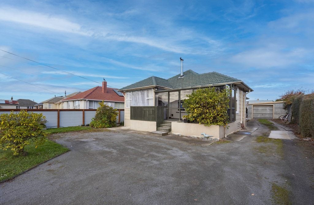 21 Arundel Street, Oamaru North, Oamaru - Carousel 1