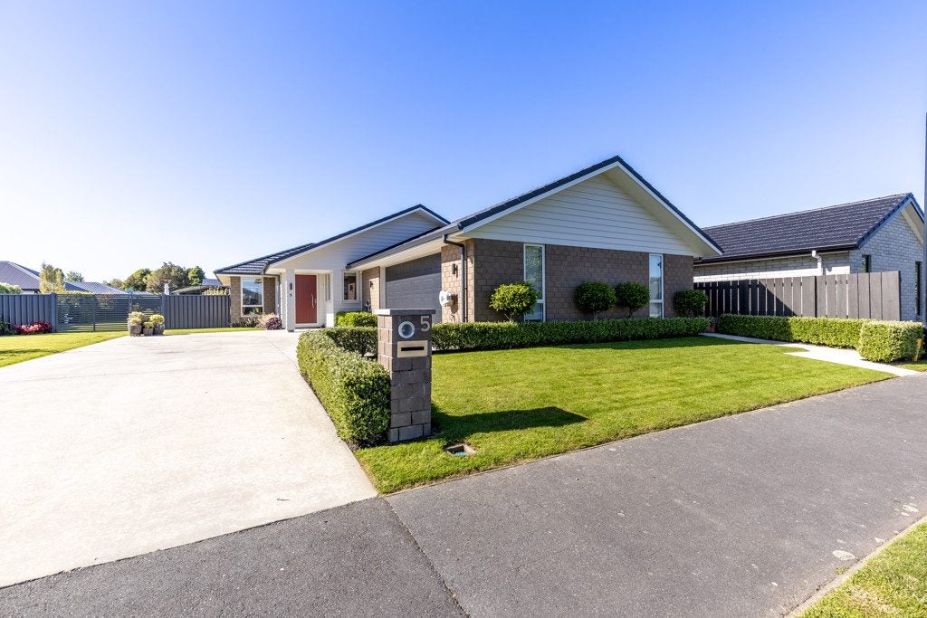 5 Richfield Drive, Waikiwi, Invercargill - Carousel 1