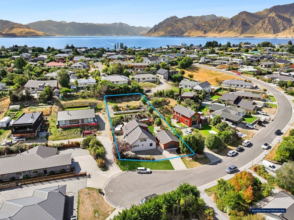 57 Nichol Street, Wanaka - Carousel 1