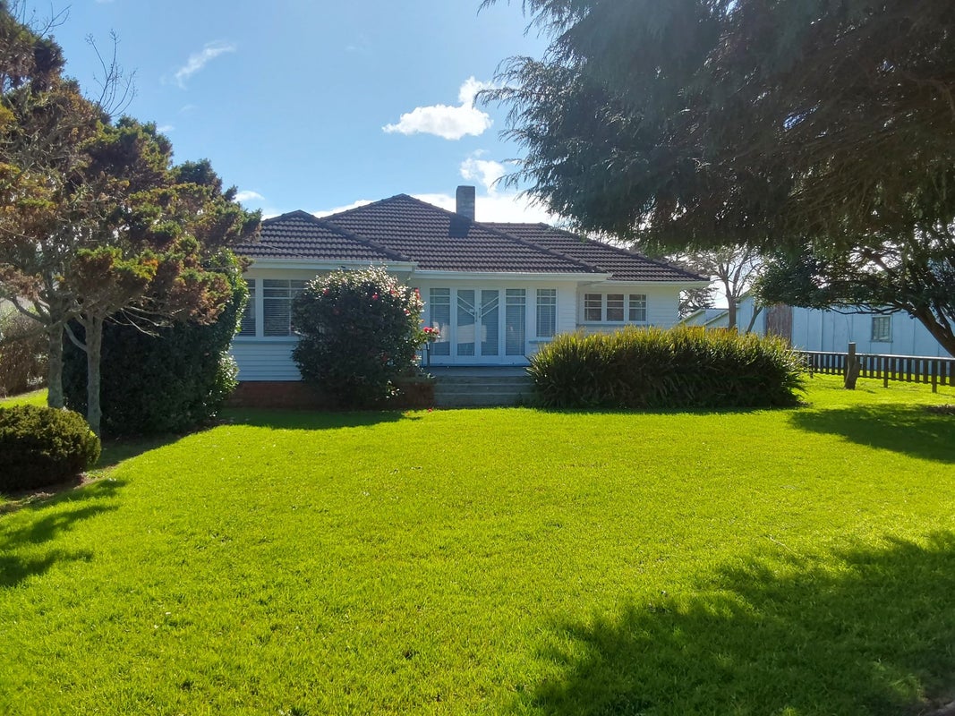 3 Dale Road, Whenuapai, Auckland - Carousel 1