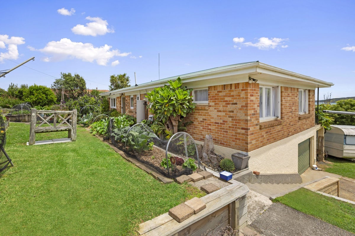38 Norrie Avenue, Raglan, Raglan - Carousel 2