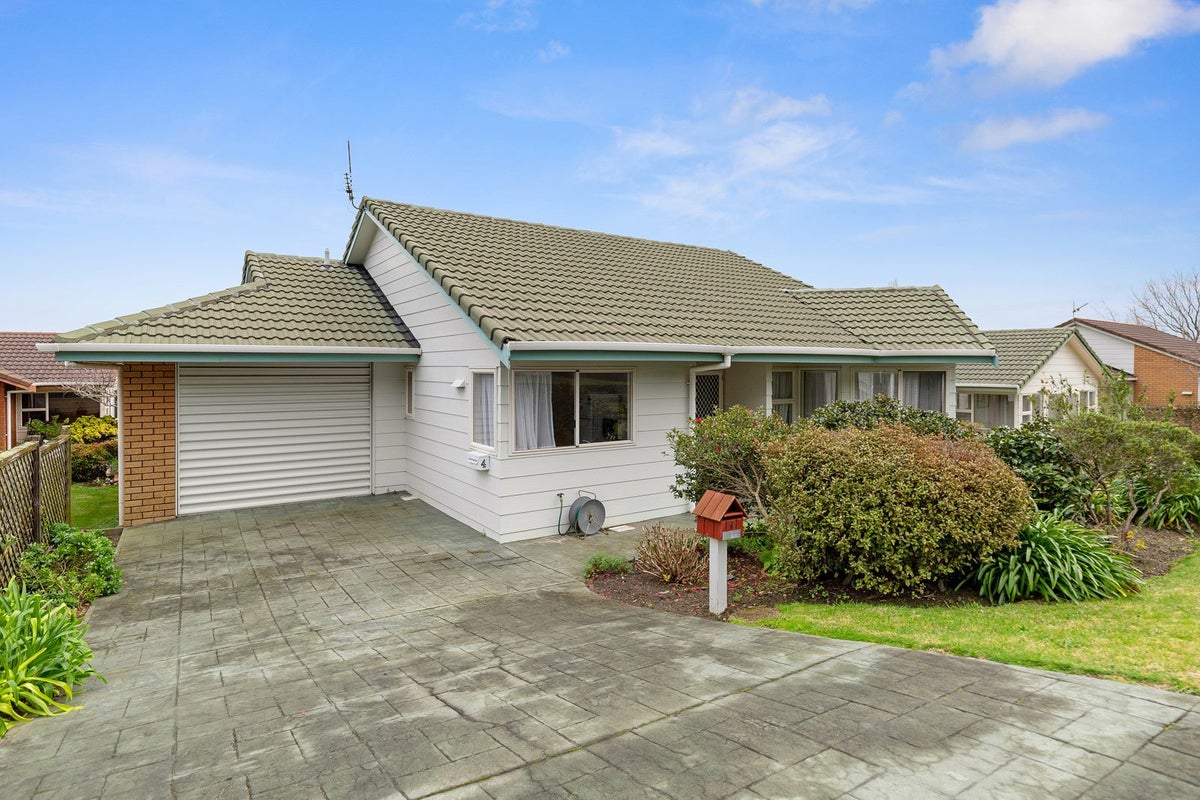 4 Wesley Court, Te Aroha, Te Aroha - Carousel 1