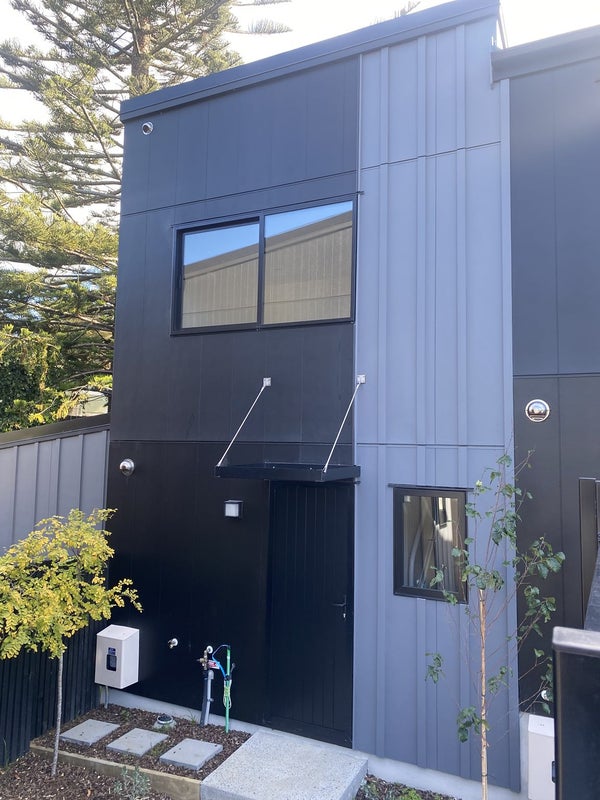 6/37 Camelot Place, Glenfield, Auckland - Carousel 2