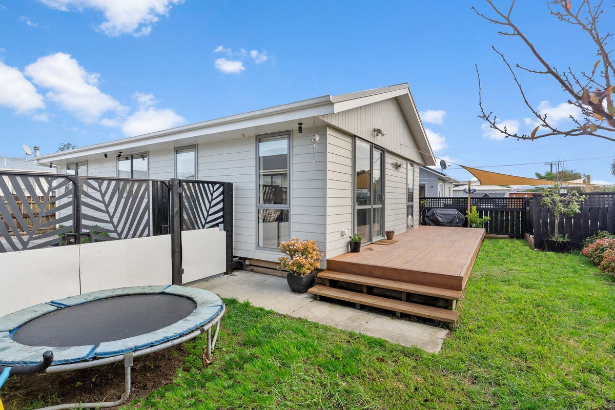 119A George Street, Tuakau - Carousel 1
