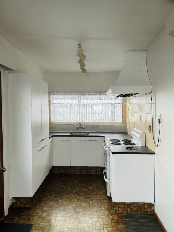 2/26 Frederick Street, Waltham, Christchurch - Carousel 2