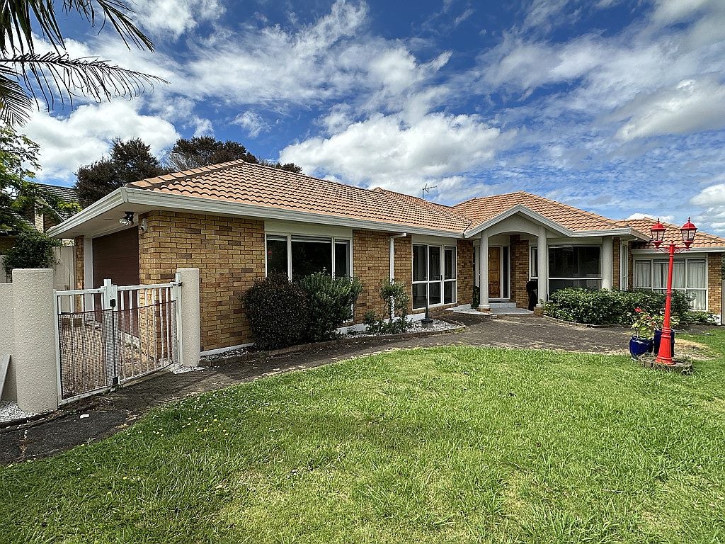 20 Oakridge Way, Northpark, Auckland - Carousel 1
