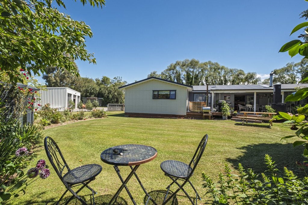 12 Achray Street, Waiau, Waiau - Carousel 1