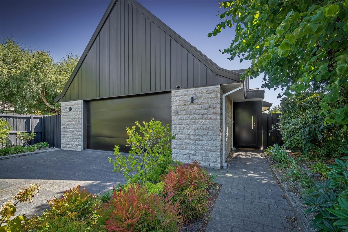 1/26 Makora Street, Fendalton, Christchurch - Carousel 19