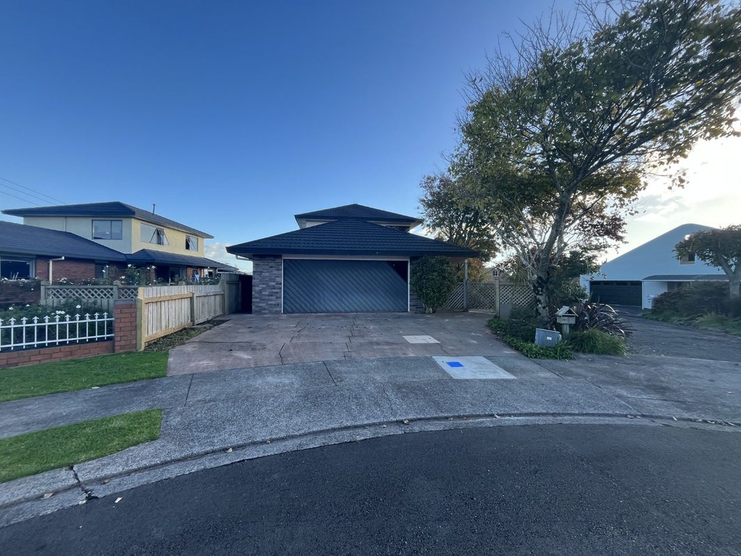 15 Del Mar Place, Merrilands, New Plymouth - Carousel 20