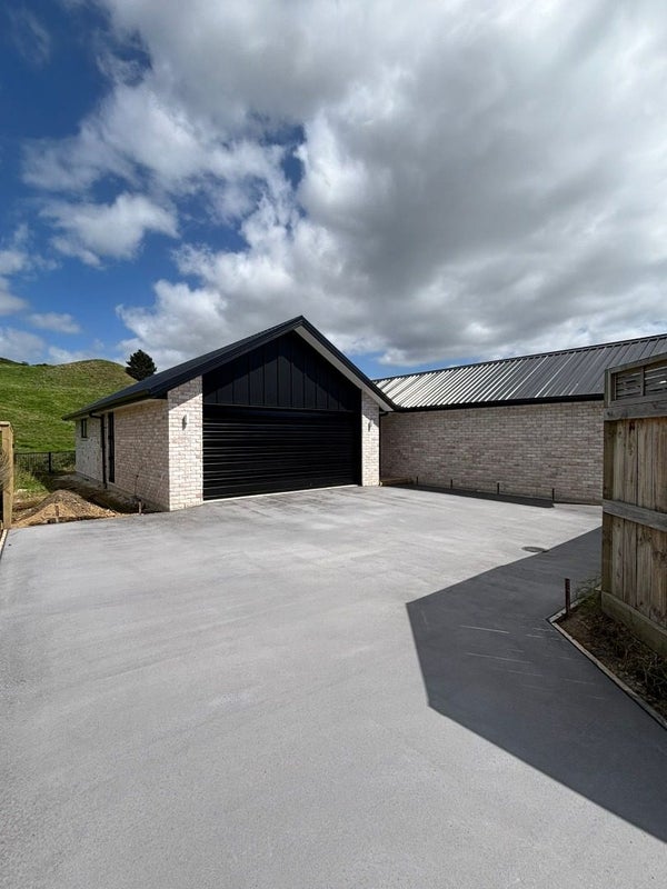 241 Adler Drive, Ohauiti, Tauranga - Carousel 2