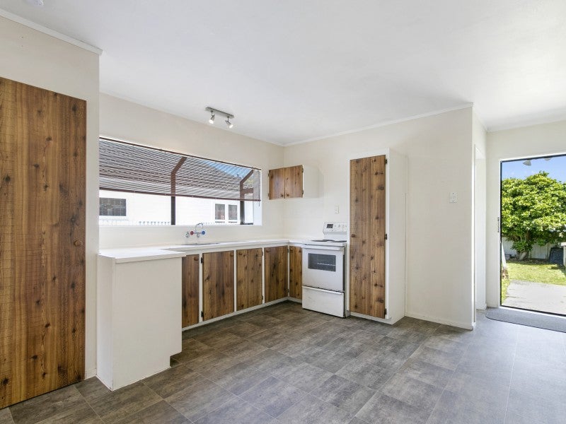 109 Wise Street, Wainuiomata, Lower Hutt - Carousel 2