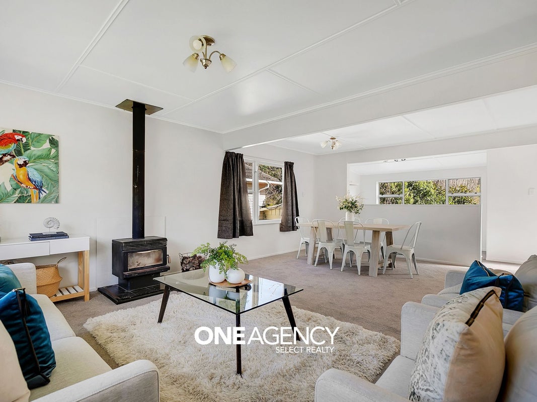 90 Wood Street, Wainuiomata, Lower Hutt - Carousel 2