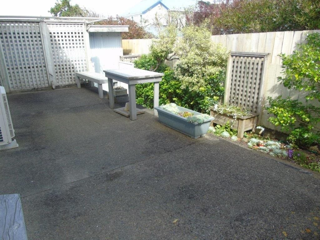 2/3 Ngaio Gorge Road, Ngaio, Wellington - Carousel 15