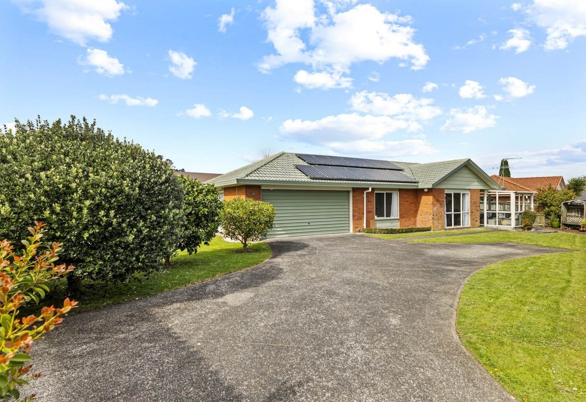 27 Rosemead Place, Randwick Park, Auckland - Carousel 2