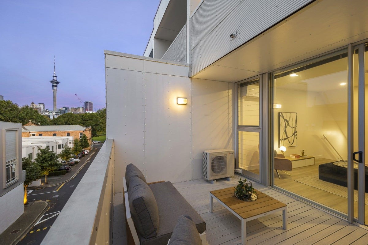 16J Fisher-Point Drive, Auckland Central, Auckland - Carousel 1